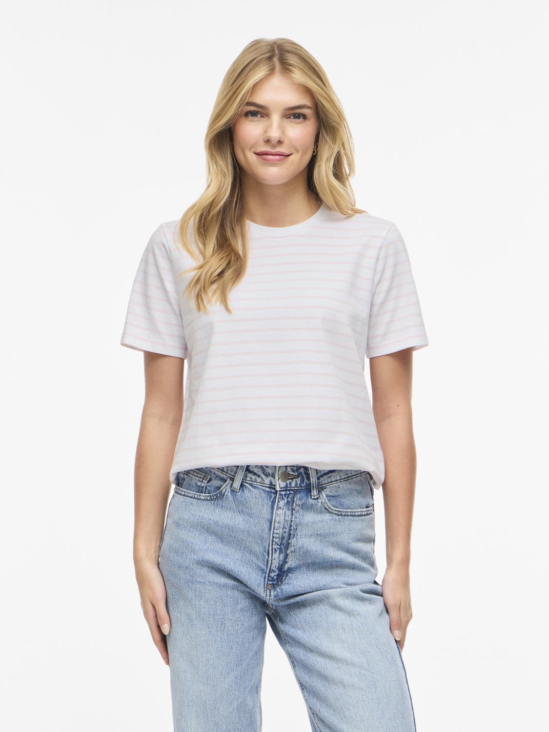 model_shot-front